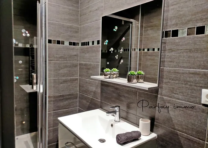 Le Bogolan ~ Cosy & Design דירה *